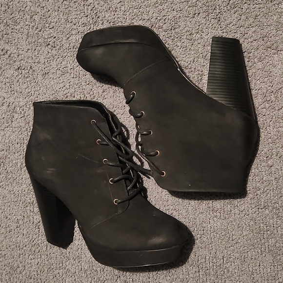 Black high heel platform booties - Picture 3 of 6